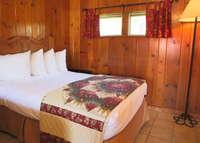 The Longhorn Ranch Resort Lodge & Rv Park