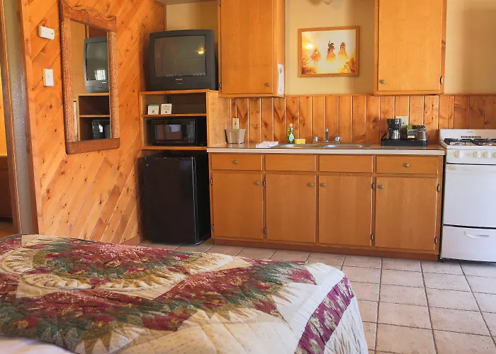 The Longhorn Ranch Resort Lodge & Rv Park Motel Dubois